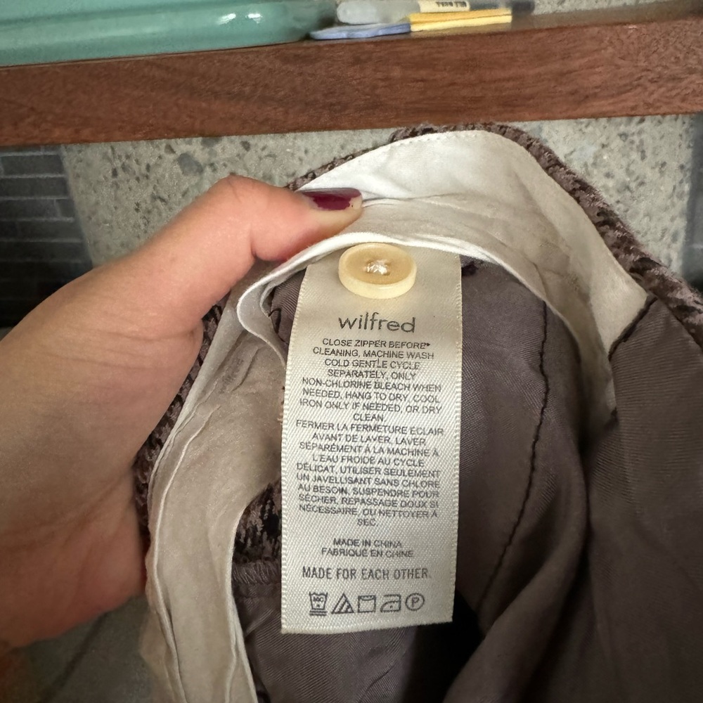 Aritzia Plaid Wide-Leg Trousers - Picture 4 of 5